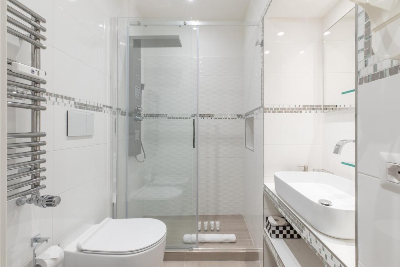 Dolce Vita New Studio Rome Bagian luar foto
